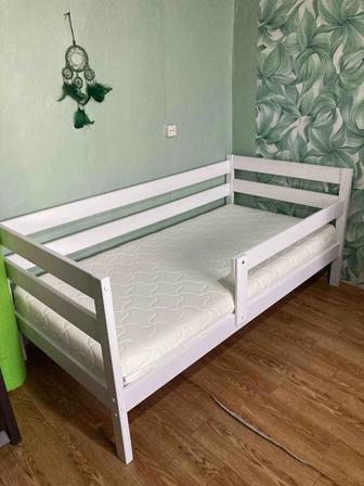 Продам детскую кровать