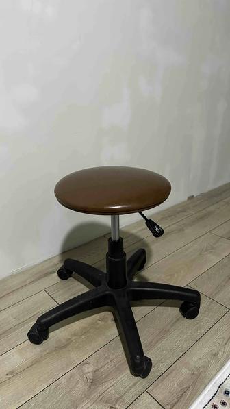 Стул для мастера