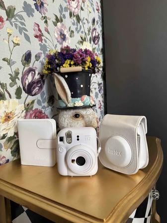 Instax mini 12 (чехол и альбом в подарок)