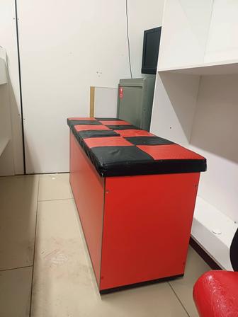 Продам диванчик