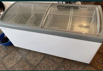 Морозильник большой