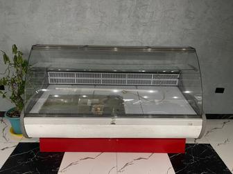 Большой Холодильник для продуктов