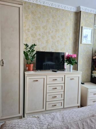 Спальный гарнитура. Срочно