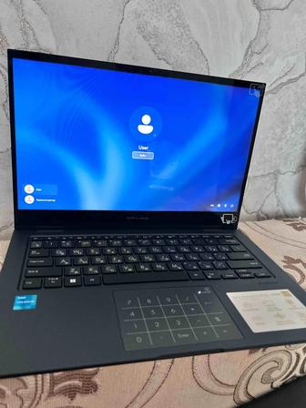 Ноутбук новый почти asus vivobook