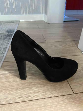 Продам туфли 35 р