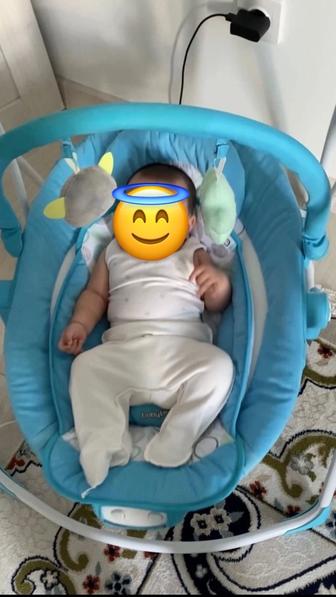 Продам детский шезлонг, плюс в подарок идет еще один шезлонг.