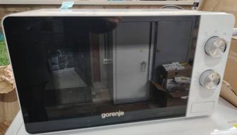 Продам б/у микроволновую печь