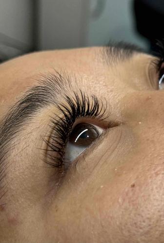 Наращивание ресниц