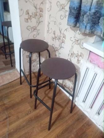 Продам барные стулья