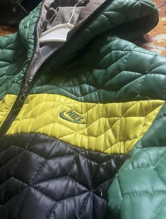 Куртка демисезонная Nike