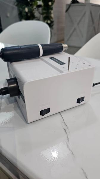 Продам машинку для маникюра.