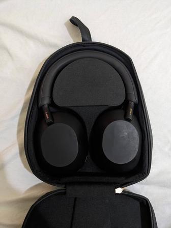 Продаю Sony WH1000 XM5