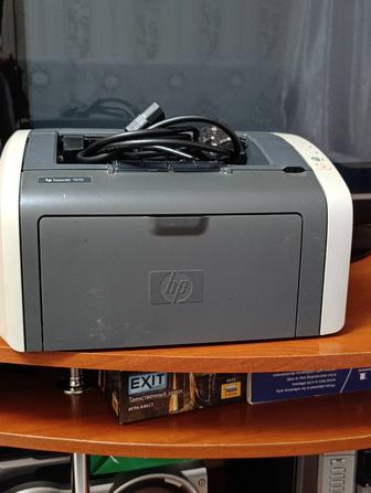 Продам принтер HP laserjet 1010