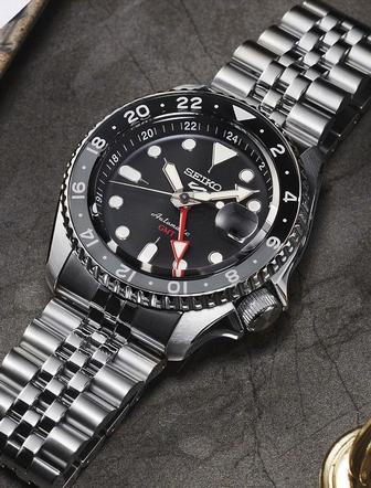 Seiko 5 GMT 2023