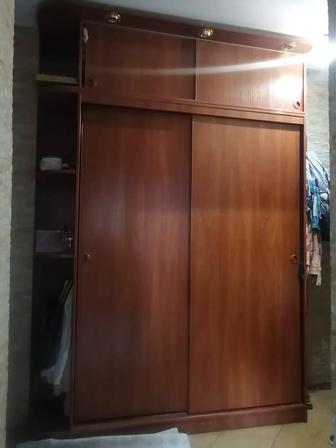 Продам шкаф в прихожую
