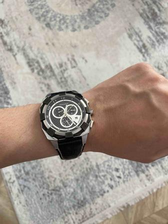 Продам оригинальные часы Romanson TL8241HM