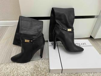 Продам осенние сапоги