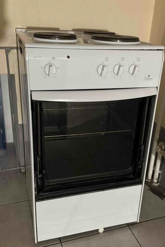 Кухонная плита Дарина белый