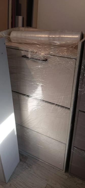 Продам обувницу