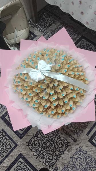 Принимаем денежный букет и медаль торт на заказ