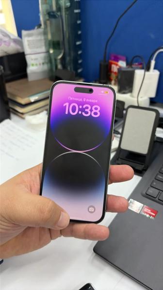 Продам айфон 14 про