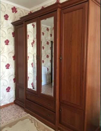 Продам спальный гарнитур