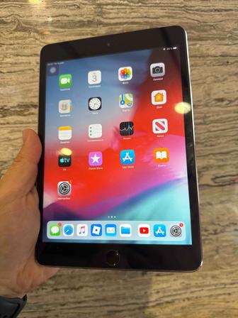 Продам iPad mini 3 16gb
