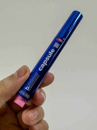 Блеск для губ PROFESSIONAL
capsule lip gloss - 03 Innovator