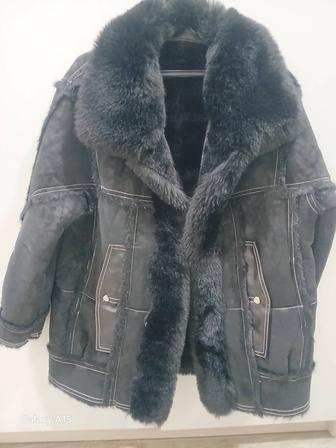 Продается дубленка черного цвета