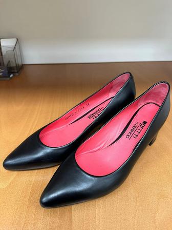 Кожаные туфли из Турции