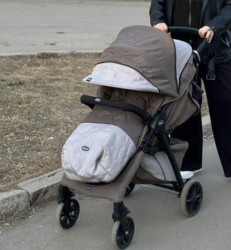 Продам прогулочную коляску