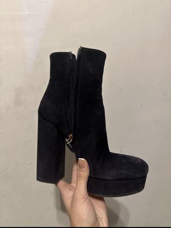 Туфли Prada