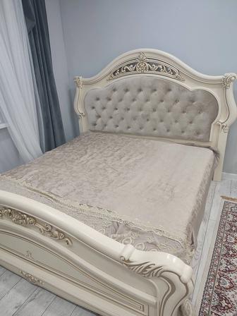 Продам спальный гарнитур кассандра