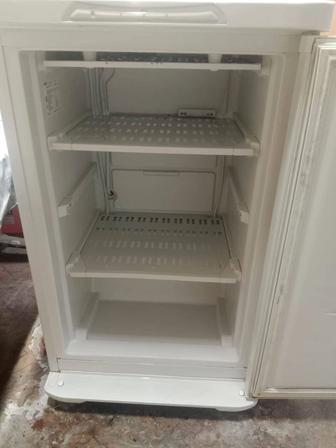 Продам морозилку