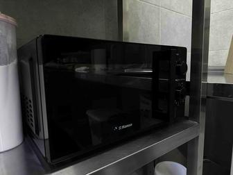 Микроволновка Hansa