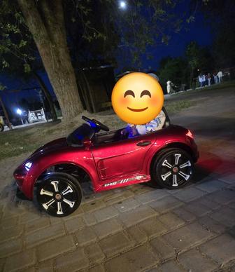 Продам машину для детей