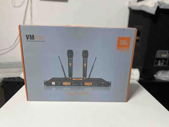 Микрофон беспроводной JBL VM500