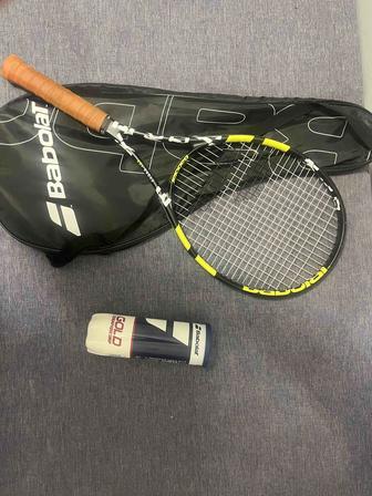 Теннисная ракетка babolat в отличном состоянии