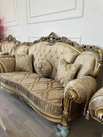 Диван и кресло