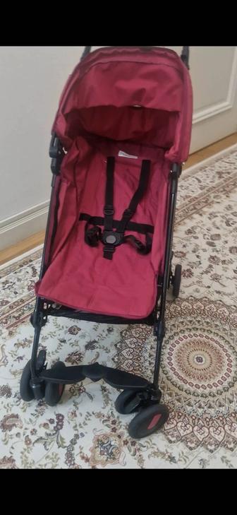 Продам прогулочную коляску