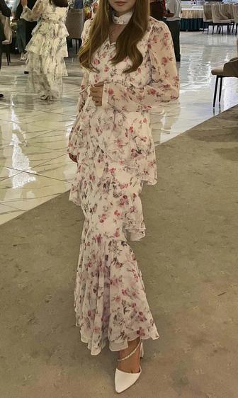 Вечерние платья