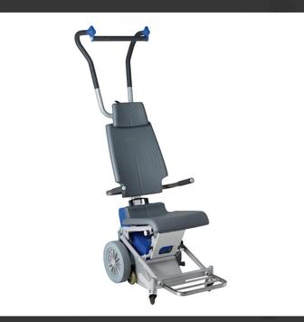 Лестничный подъемник для инвалидов