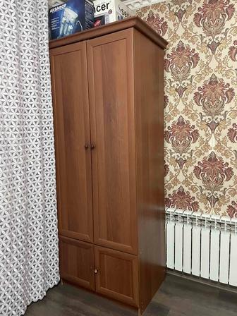 Шкаф плательный
