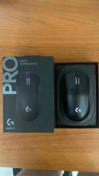 Мышь Logitech G Pro X Superlight 2 черного цвета.