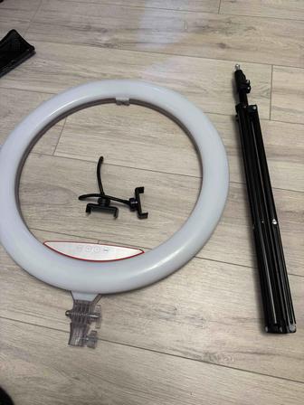 Лампа с штативом