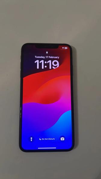 Продам iPhone XS Max