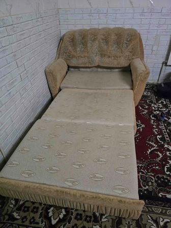 Отдам в даркресло кровать