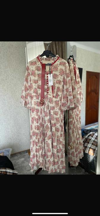 Нарядное платье