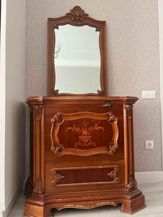 Продается комод с зеркалом (Румыния)