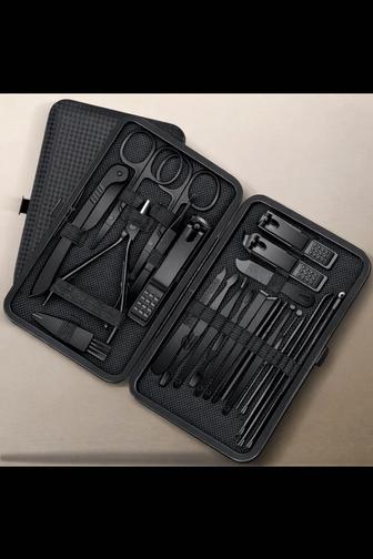 Маникюрный набор 24 в 1 стиль и уход в одном кейсе